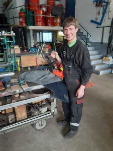 bei der AB Maschinentechnik wird sogar genäht